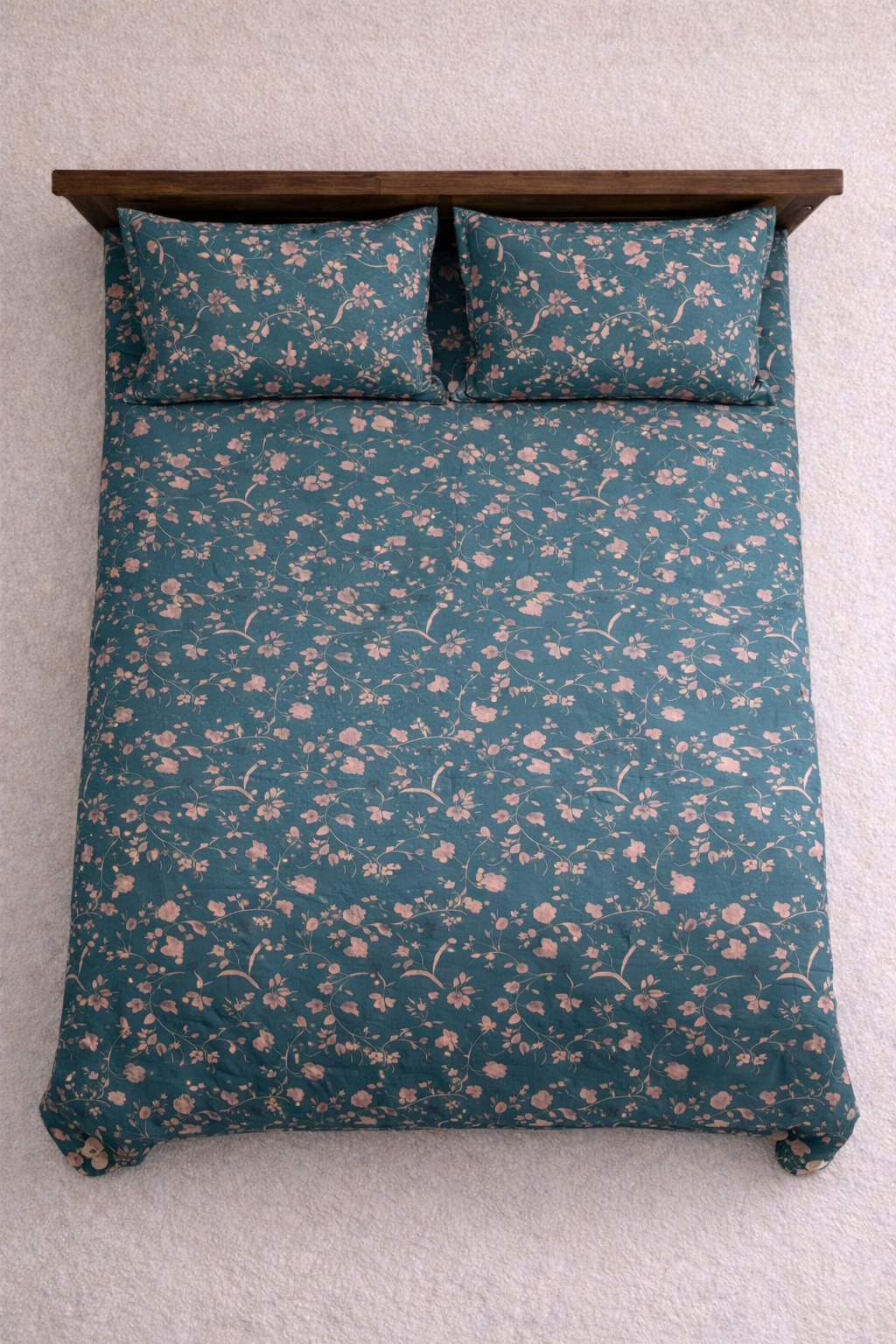 Unique Floral Bedsheet Set