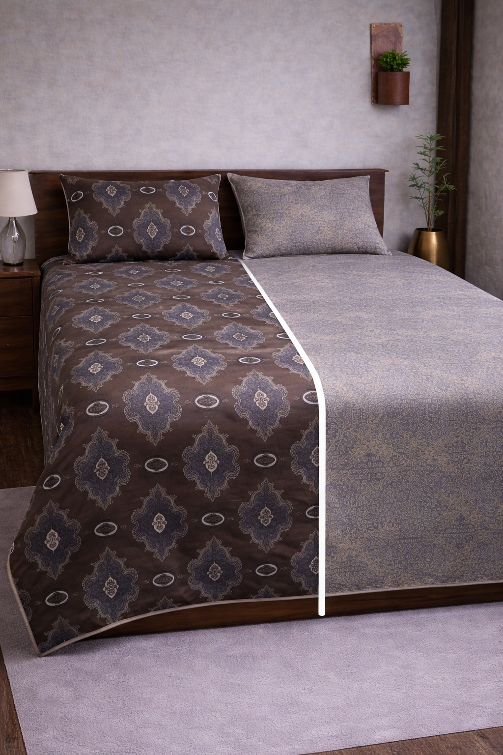 Reversible Double Sided Bedsheet Set