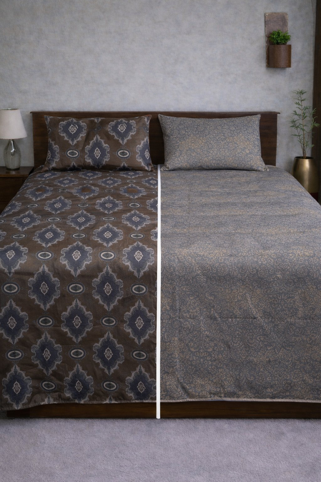 Reversible Double Sided Bedsheet Set
